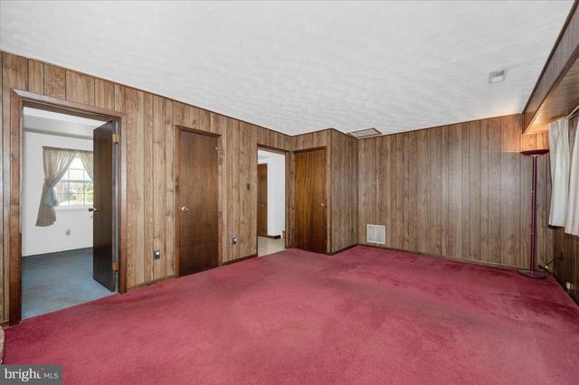 1300 HOLLIBEN RD, Severna Park, MD 21146