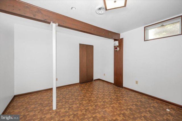 1300 HOLLIBEN RD, Severna Park, MD 21146