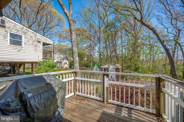 1300 HOLLIBEN RD, Severna Park, MD 21146