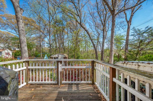 1300 HOLLIBEN RD, Severna Park, MD 21146