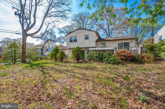 1300 HOLLIBEN RD, Severna Park, MD 21146