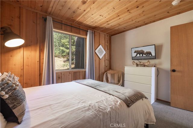 789 Silver Tip, Big Bear, CA 92315