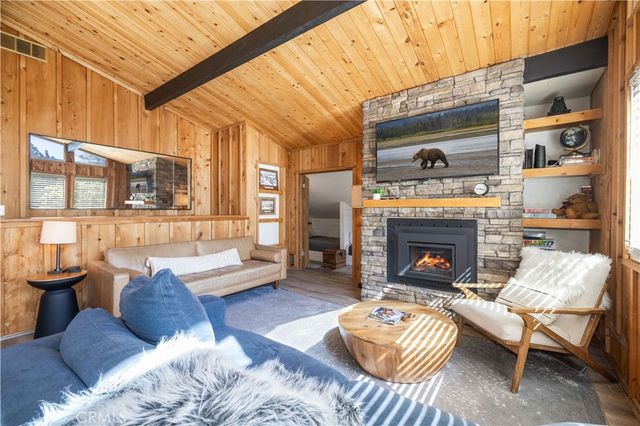 789 Silver Tip, Big Bear, CA 92315