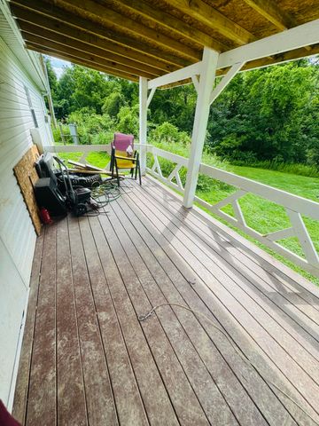 121 Black Creek Road, Clay City, KY 40312
