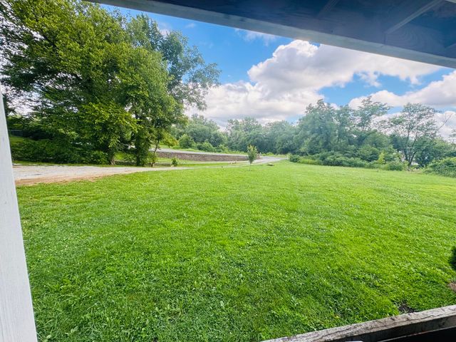 121 Black Creek Road, Clay City, KY 40312