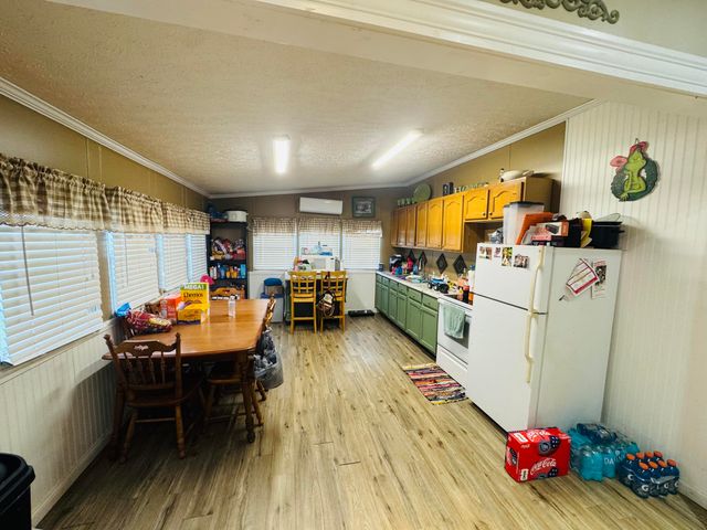 121 Black Creek Road, Clay City, KY 40312