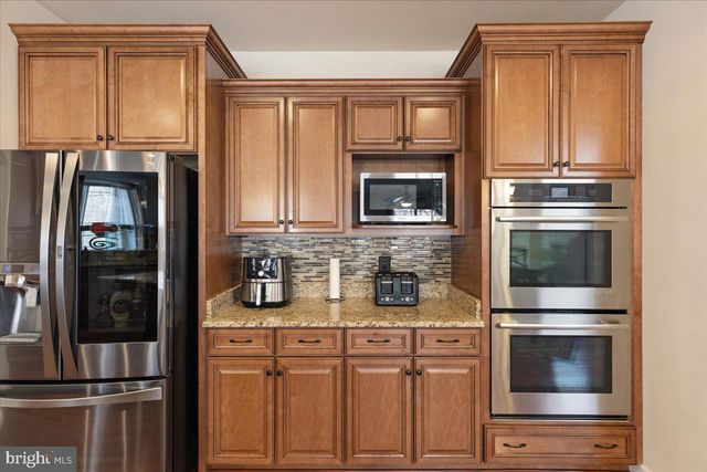 6314 NAYLORS RESERVE CT, Hughesville, MD 20637