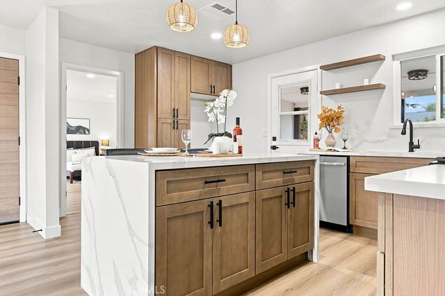 27176 Hibiscus, Highland, CA 92346