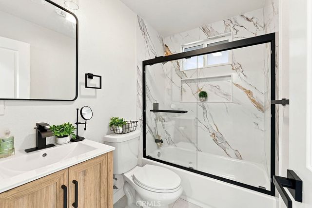 27176 Hibiscus, Highland, CA 92346
