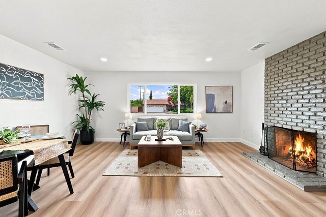 27176 Hibiscus, Highland, CA 92346