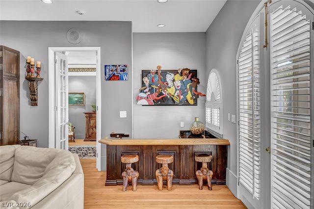 24 Quail Run Road, Henderson, NV 89014