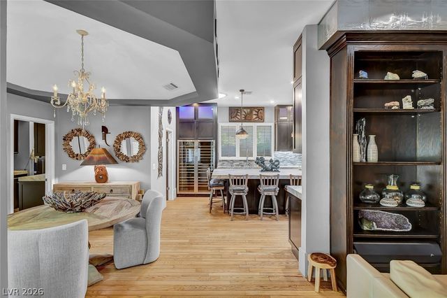 24 Quail Run Road, Henderson, NV 89014
