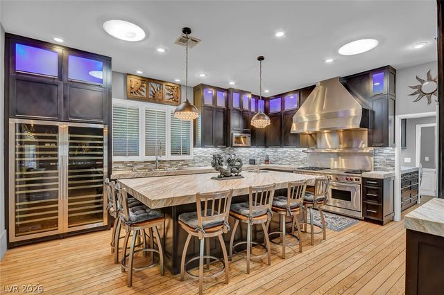 24 Quail Run Road, Henderson, NV 89014