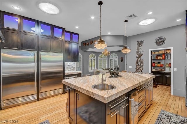 24 Quail Run Road, Henderson, NV 89014