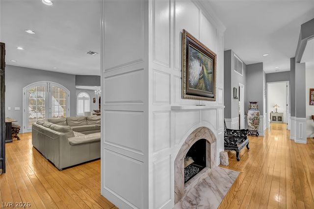 24 Quail Run Road, Henderson, NV 89014