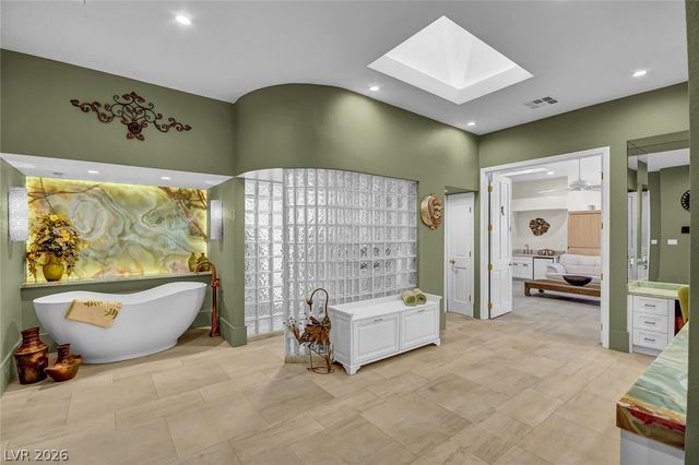 24 Quail Run Road, Henderson, NV 89014