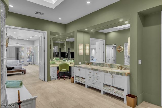 24 Quail Run Road, Henderson, NV 89014