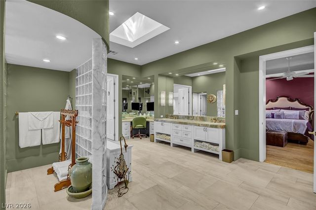 24 Quail Run Road, Henderson, NV 89014