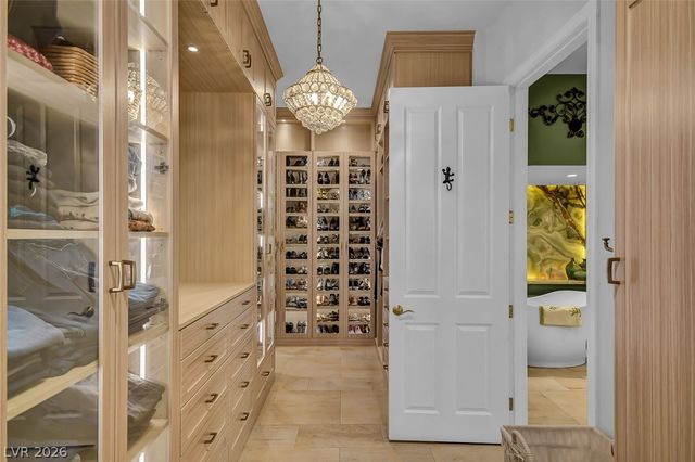 24 Quail Run Road, Henderson, NV 89014