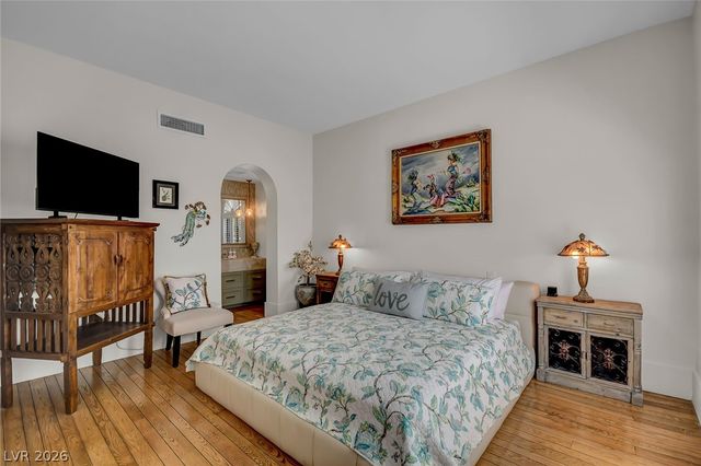 24 Quail Run Road, Henderson, NV 89014