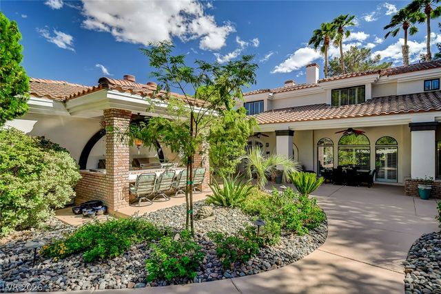 24 Quail Run Road, Henderson, NV 89014