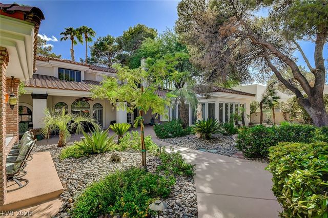24 Quail Run Road, Henderson, NV 89014