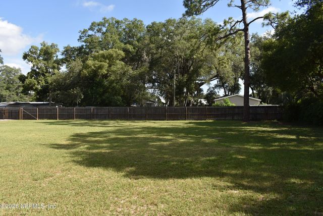 5511 BRANNON Avenue, Jacksonville, FL 32244