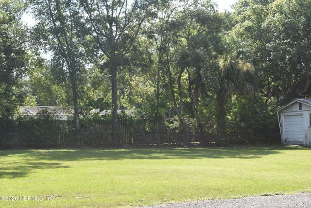 5511 BRANNON Avenue, Jacksonville, FL 32244