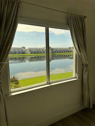 4926 SW 32nd Avenue 136, Dania Beach, FL 33312