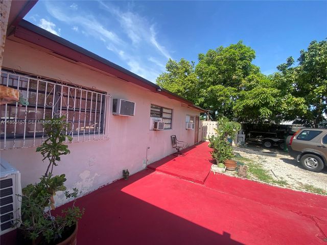 8355 NW 32nd Avenue, Miami, FL 33147