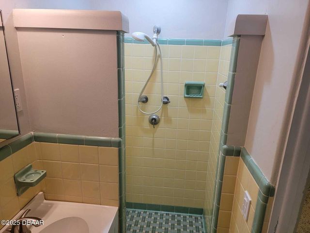 1442 John Anderson Drive, Ormond Beach, FL 32176