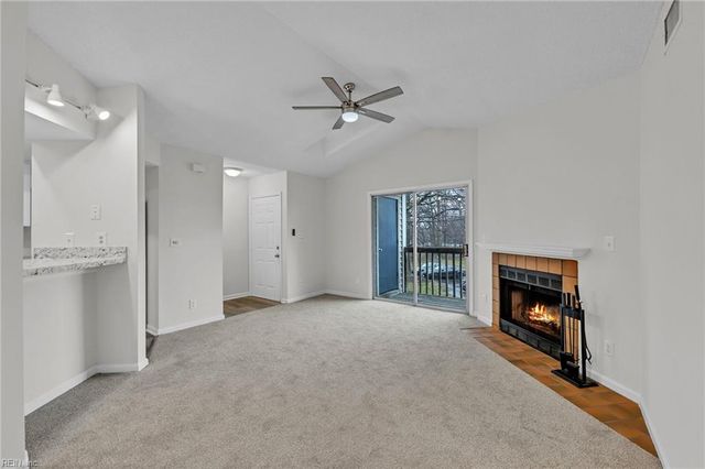 1601 Stone Moss Reach Apt C, Chesapeake, VA 23320