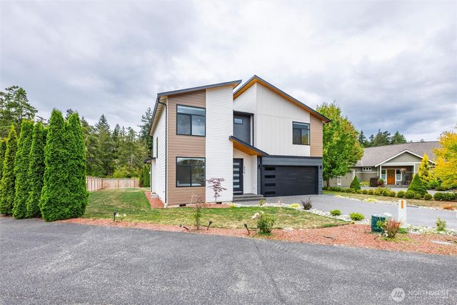 8560 Siena Court, Blaine, WA 98230