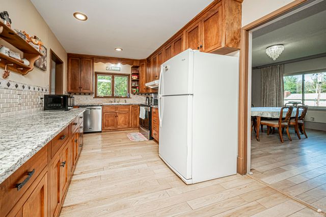 205 S Bridge Street, Enterprise, KS 67441