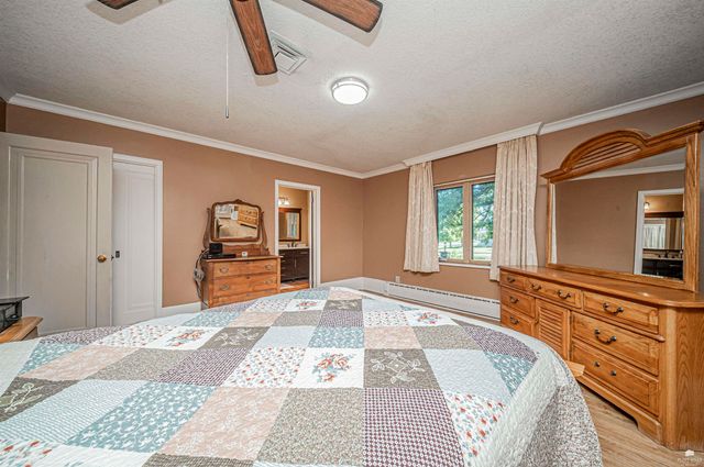 205 S Bridge Street, Enterprise, KS 67441