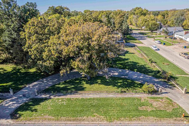 205 S Bridge Street, Enterprise, KS 67441