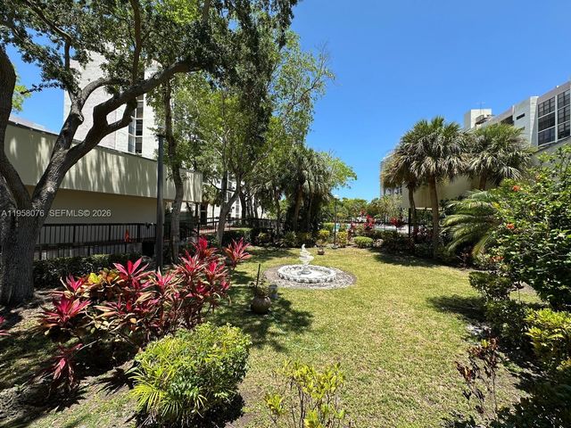 16919 N Bay Rd 617, Sunny Isles Beach, FL 33160