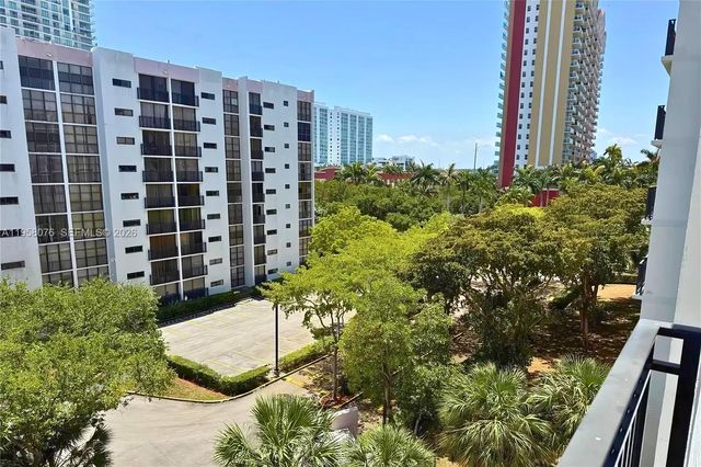 16919 N Bay Rd 617, Sunny Isles Beach, FL 33160