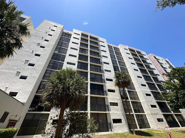 16919 N Bay Rd 617, Sunny Isles Beach, FL 33160