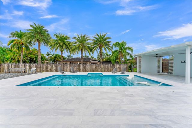 21100 SW 127th Place, Miami, FL 33177