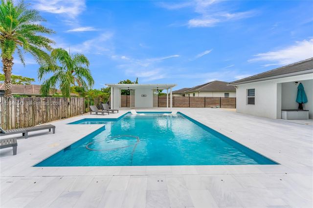 21100 SW 127th Place, Miami, FL 33177