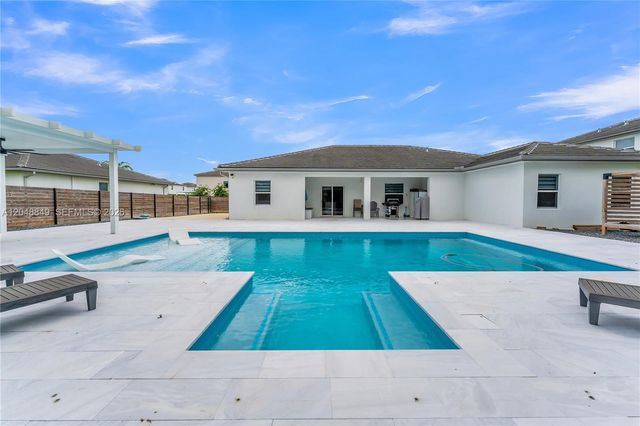 21100 SW 127th Place, Miami, FL 33177