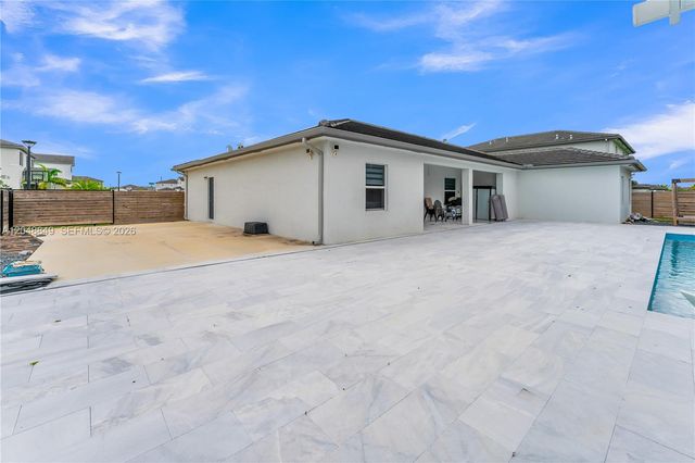 21100 SW 127th Place, Miami, FL 33177