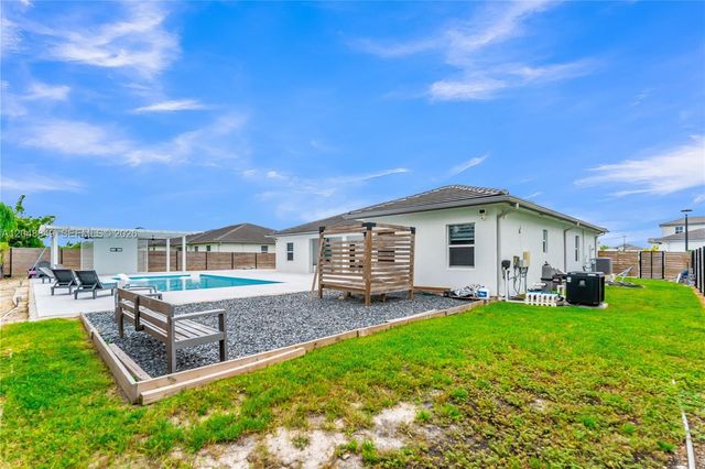 21100 SW 127th Place, Miami, FL 33177