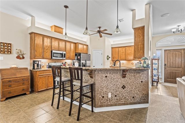 3818 Gladstone Dr, Corpus Christi, TX 78414