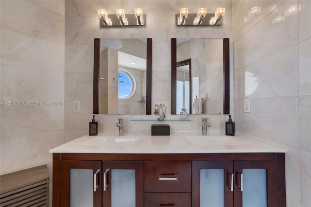 7330 Ocean Terrace 2604, Miami Beach, FL 33141