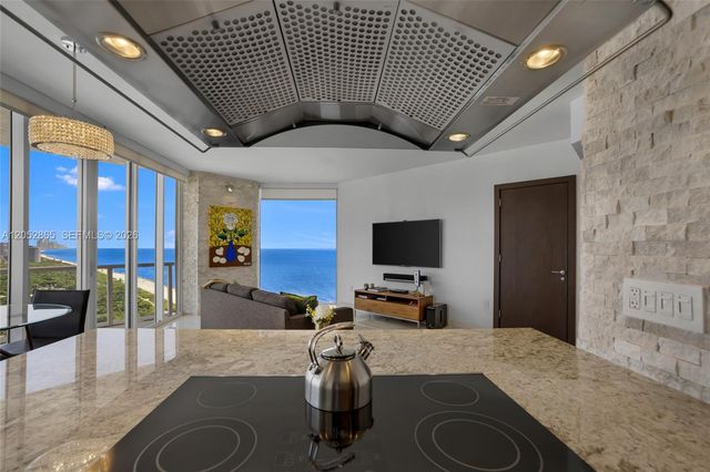7330 Ocean Terrace 2604, Miami Beach, FL 33141