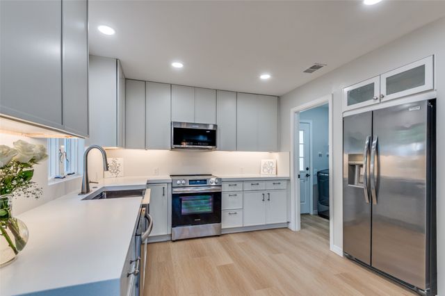 3005 E Cortez Court, Irving, TX 75062