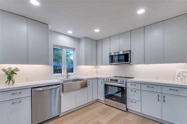 3005 E Cortez Court, Irving, TX 75062