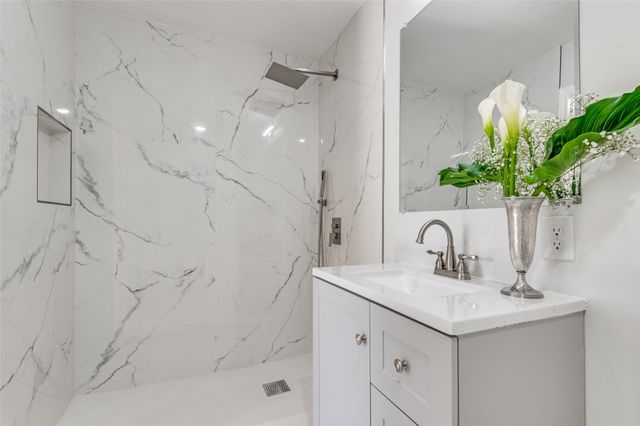 3005 E Cortez Court, Irving, TX 75062